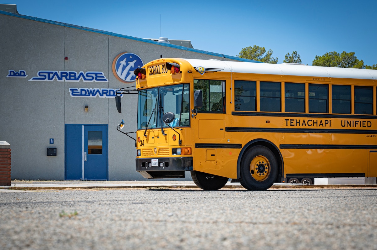 Tehachapi 5th Graders Embark on Learning Adventure at STARBASE