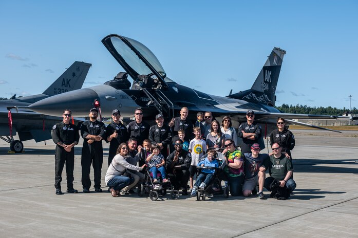 Arctic Thunder Open House airshow