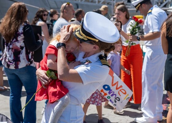 USS Manchester 9 (LCS 14) Returns to Homeport