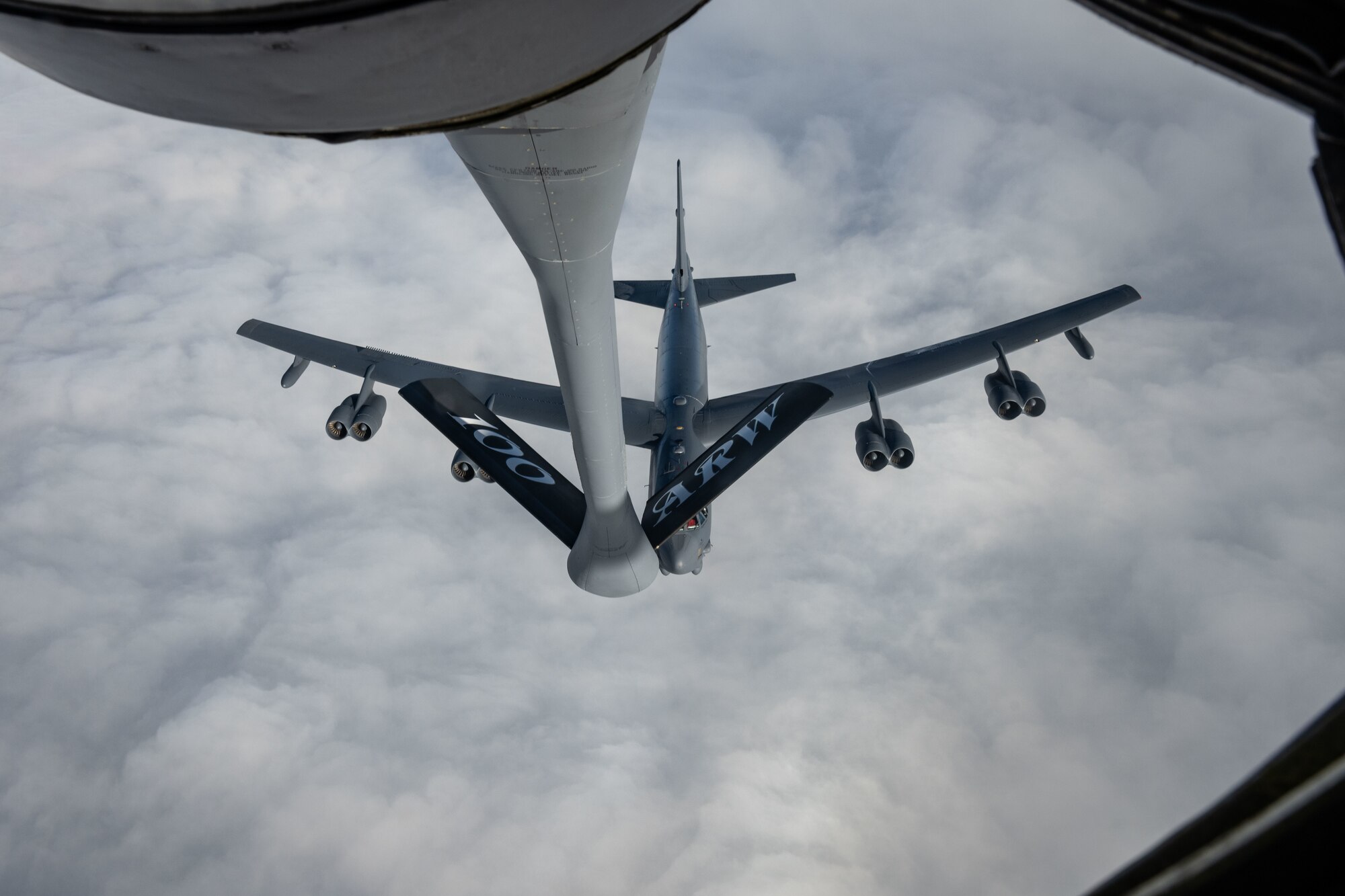 Two USAF aircraft in flight.
