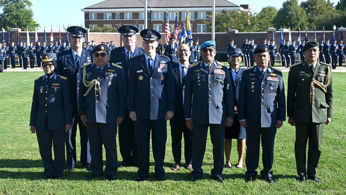Air Force Chief of Staff Gen. David Allvin hosts Chief of Royal Malaysian Air Force General Tan Sri Dato’ Sri Mohd Asghar Khan bin Goriman Khan during an official welcome ceremony at Joint Base Anacostia-Bolling, Washington, D.C. Sep 10, 2024. The ceremony was part of a week-long counterpart visit during which the Malaysian Air Chief was taken to different Air Force installations around the country to advance mutual interests and strengthen the international partnership. (U.S. Air Force photo by Staff Sgt. Stuart Bright)