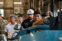 WreckMaster instructor trains employees.