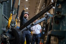 WreckMaster instructor trains employees.
