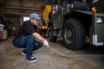 WreckMaster instructor trains employees.