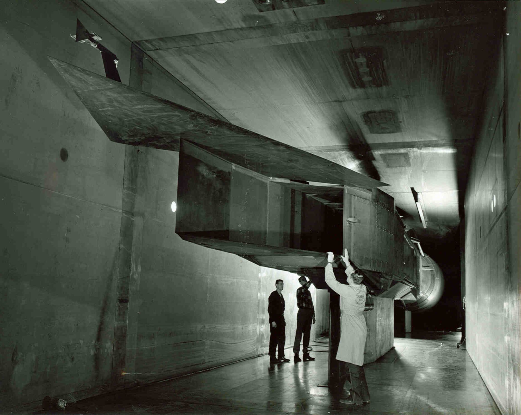 A scale version of the XB-70 Valkyrie inlet with a full-scale YJ93 engine installed is tested in the 16-foot supersonic wind tunnel at Arnold Air Force Base, Tenn., headquarters of Arnold Engineering Development Complex, in 1962. Beginning in the late 1950s and continuing through the mid-1960s, tests were conducted at Arnold Air Force Base, Tenn., headquarters of Arnold Engineering Development Complex, in support of the XB-70 program. Only two Valkyries were built, with only one of the pair remaining. The now-retired aircraft made its first flight on Sept. 21, 1964. (U.S. Air Force photo)