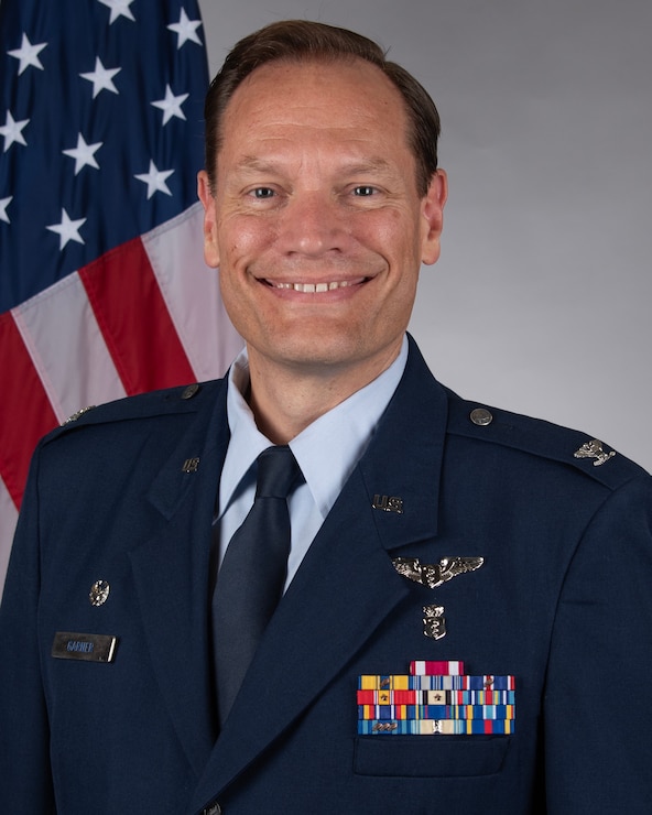 Col. Robert Garner 932nd Medical Group Commander Official Photo (Official photo by Christopher Parr)