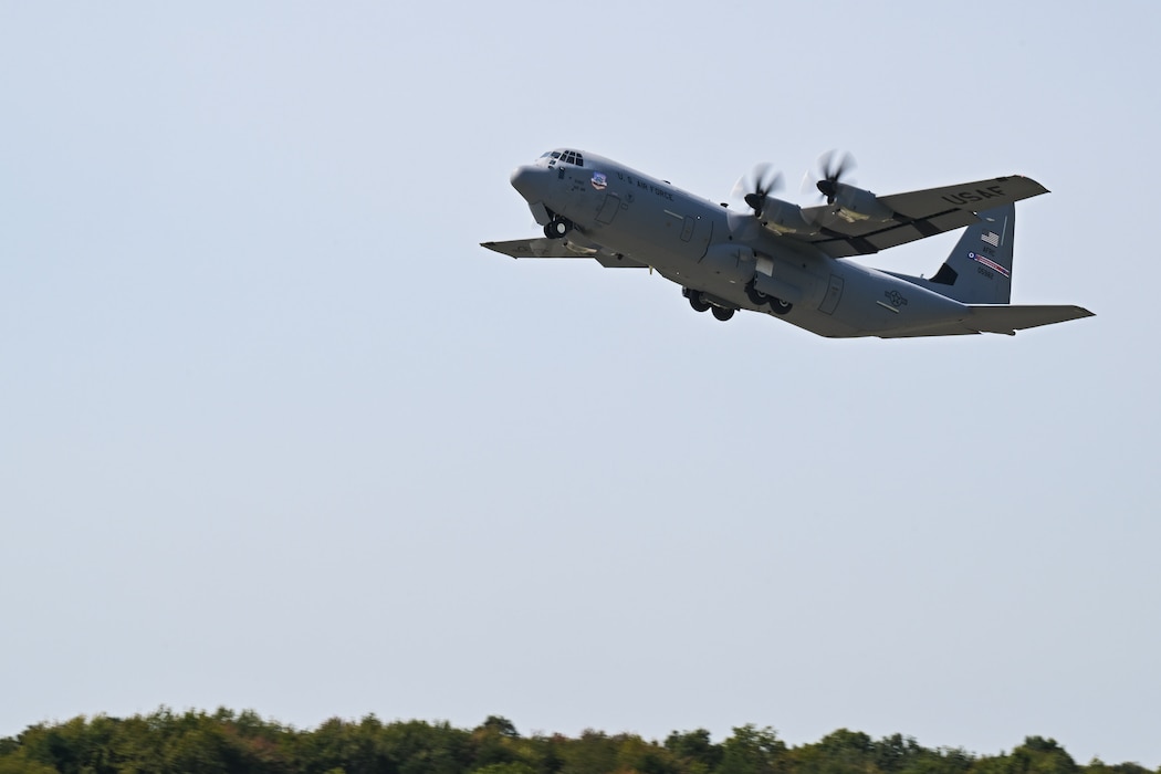 A 757th Airlift Squadron C-130J-30 Super Hercules aircrew takes off from Youngstown Air Reserve Station, Ohio, Sept. 12, 2024.