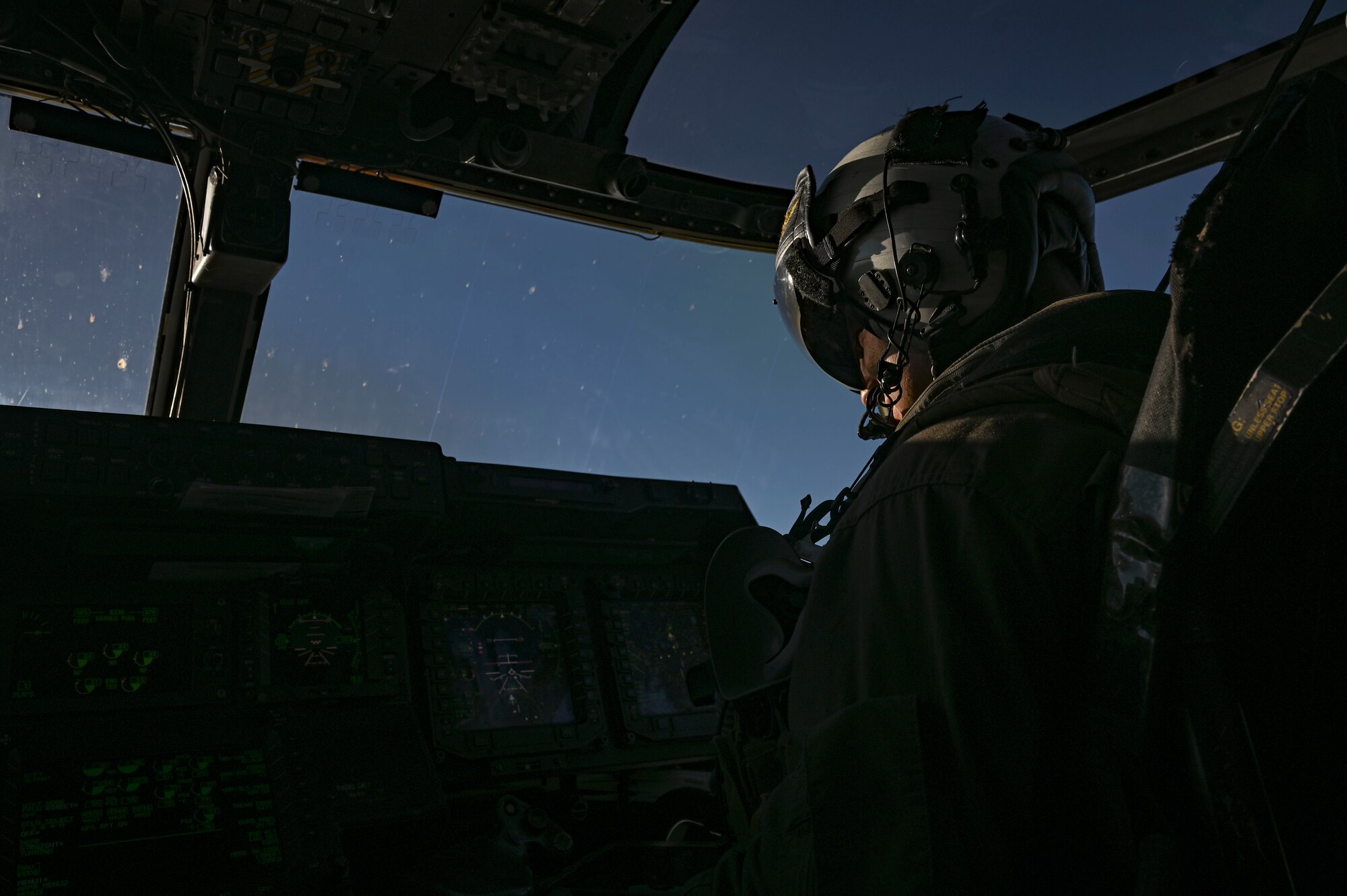 U.S. Marine Corps Capt. Elijah Haynes, Marine Medium Tiltrotor Squadron (VMM) 262 MV-22B Osprey pilot, flies an MV-22B Osprey aircraft during an airborne jump training.