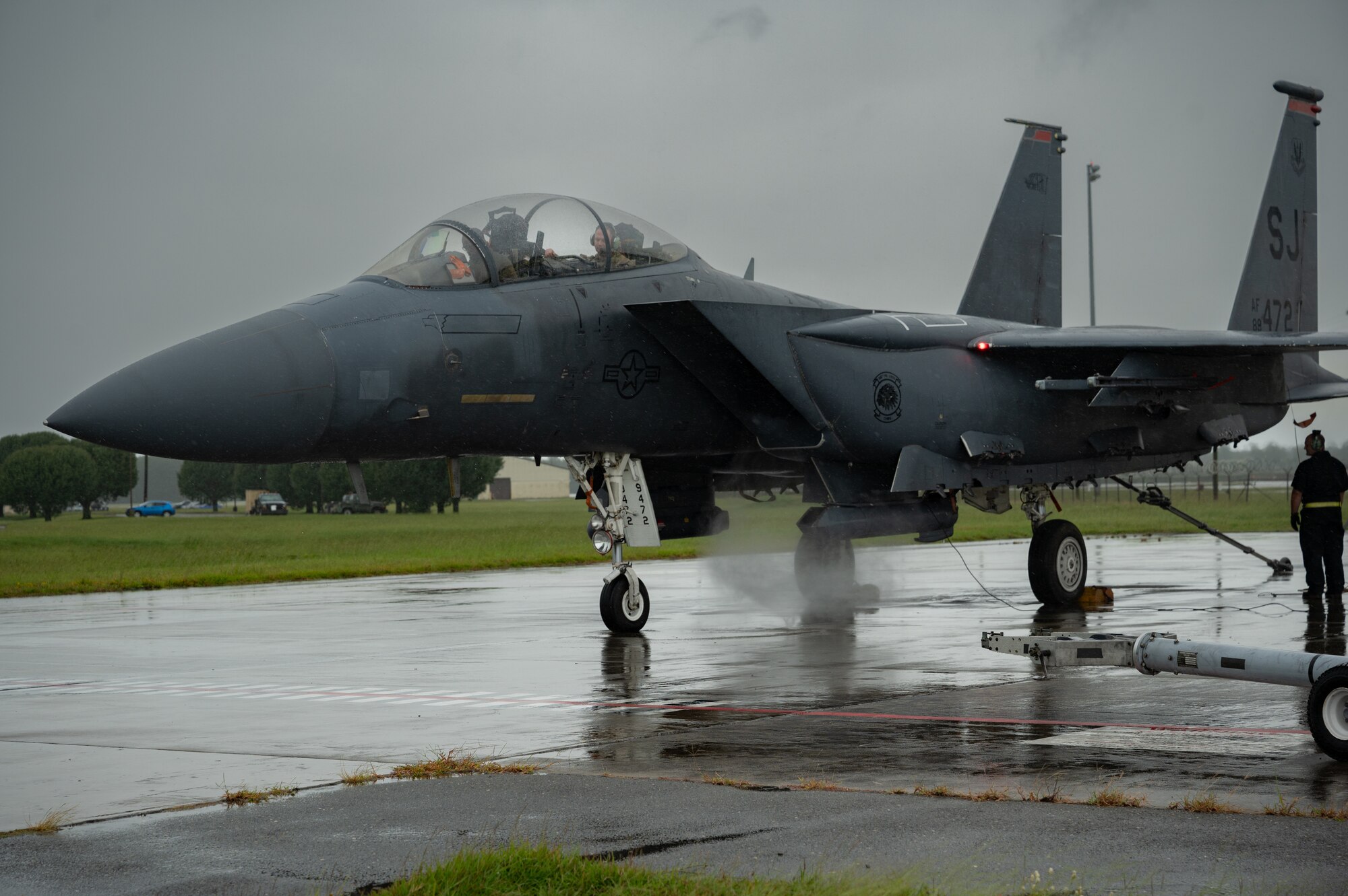 U.S. Air Force aircrew assigned to the 4th Maintenance Squadron perform an engine run on an F-15E Strike Eagle at Seymour Johnson Air Force, North Carolina, Sept. 13, 2024. Engine runs are conducted to verify all systems are functional, operating correctly and ensure the jet is in top condition. (U.S. Air Force photo by Senior Airman Rebecca Sirimarco-Lang)