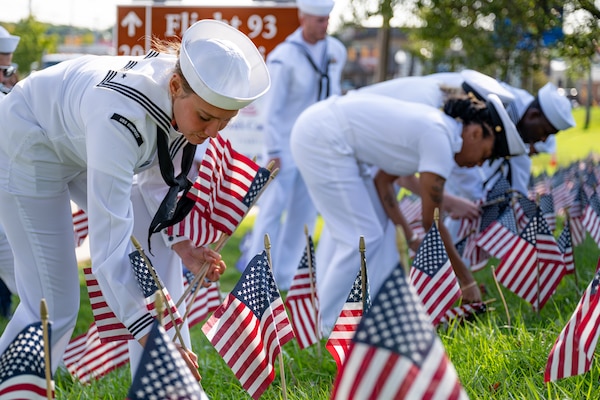 Sailors from USS Somerset (LPD 25) visit Somerset County, Pa.