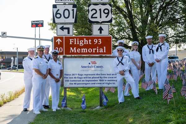 Sailors from USS Somerset (LPD 25) visit Somerset County, Pa.