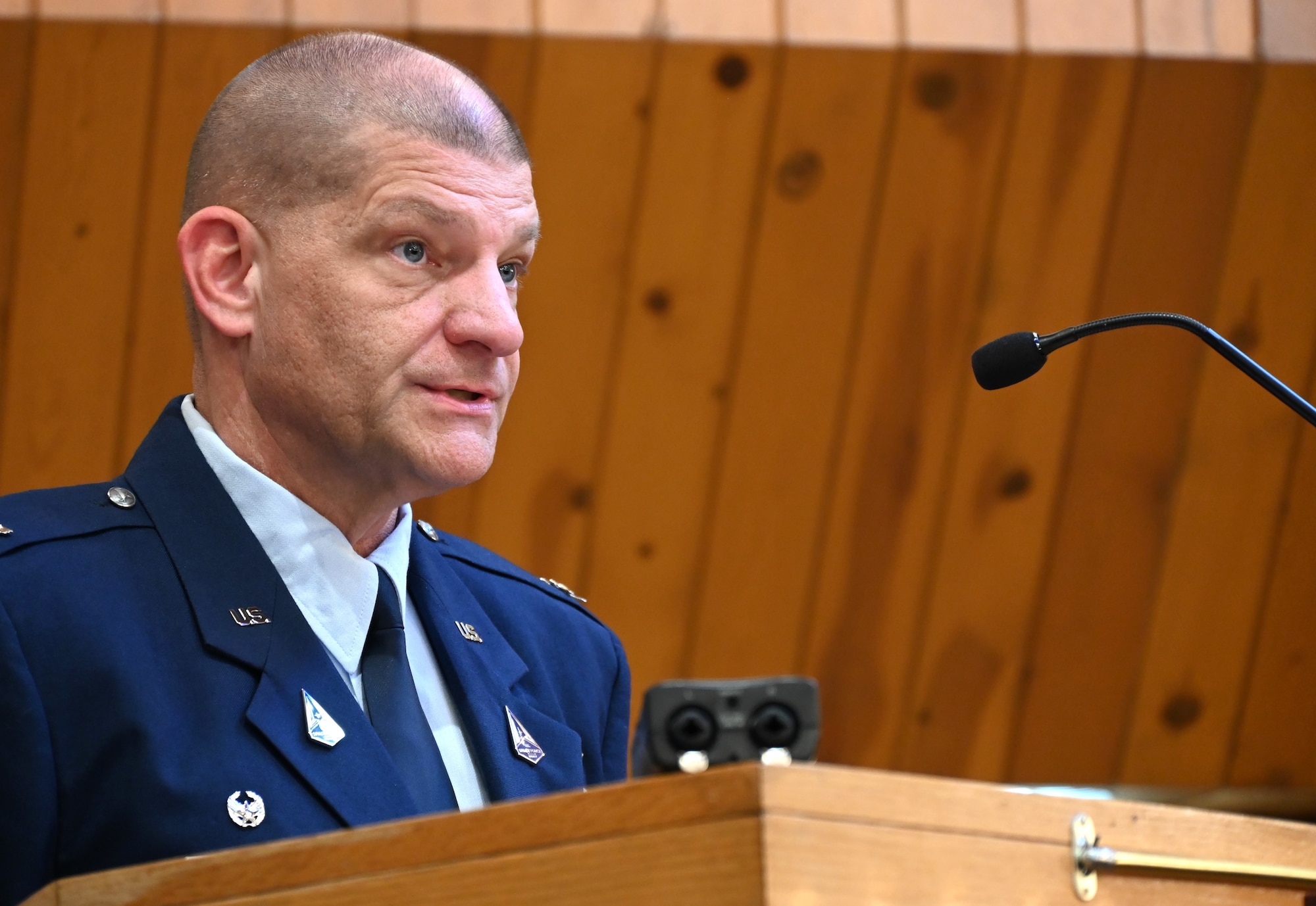 Servicemembers gather for ceremony