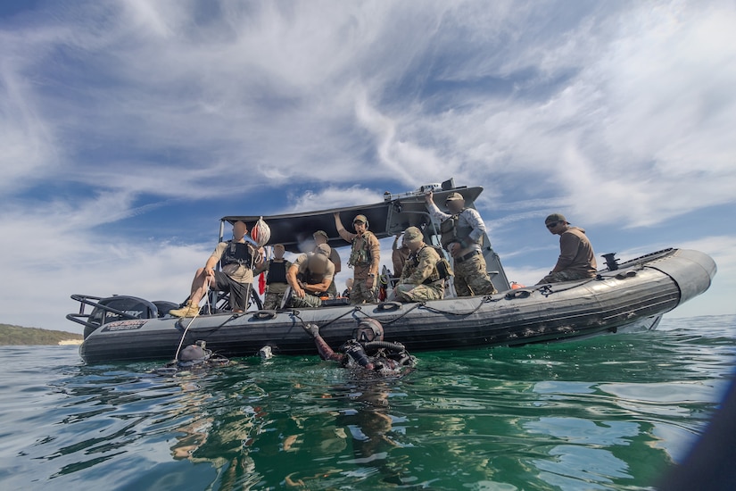 U.S. EOD technicians from EODMU-8 conduct underwater demolition operations with Ukrainian navy EOD Technicians off the coast of Varna, Bulgaria, during exercise Sea Breeze 2024,