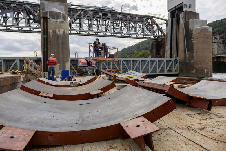 Transporting commodities on the waterways is four times less expensive than by truck and 33 percent cheaper than by rail. Between 15 million and 20 million tons of cargo travel on the upper Ohio River each year, including mainly coal, but also coke, petroleum products, raw and finished steel, and aggregates.