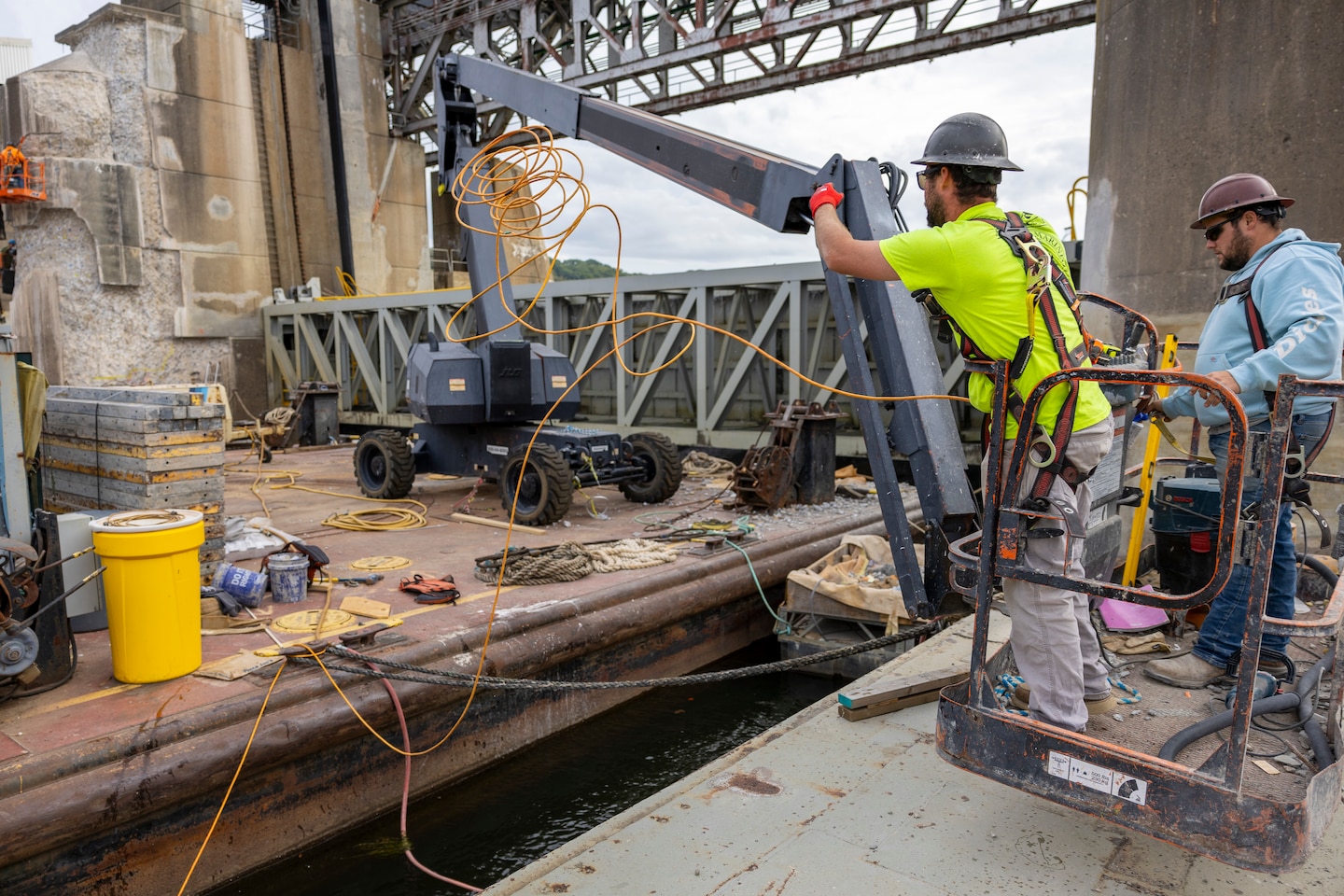 Transporting commodities on the waterways is four times less expensive than by truck and 33 percent cheaper than by rail. Between 15 million and 20 million tons of cargo travel on the upper Ohio River each year, including mainly coal, but also coke, petroleum products, raw and finished steel, and aggregates.