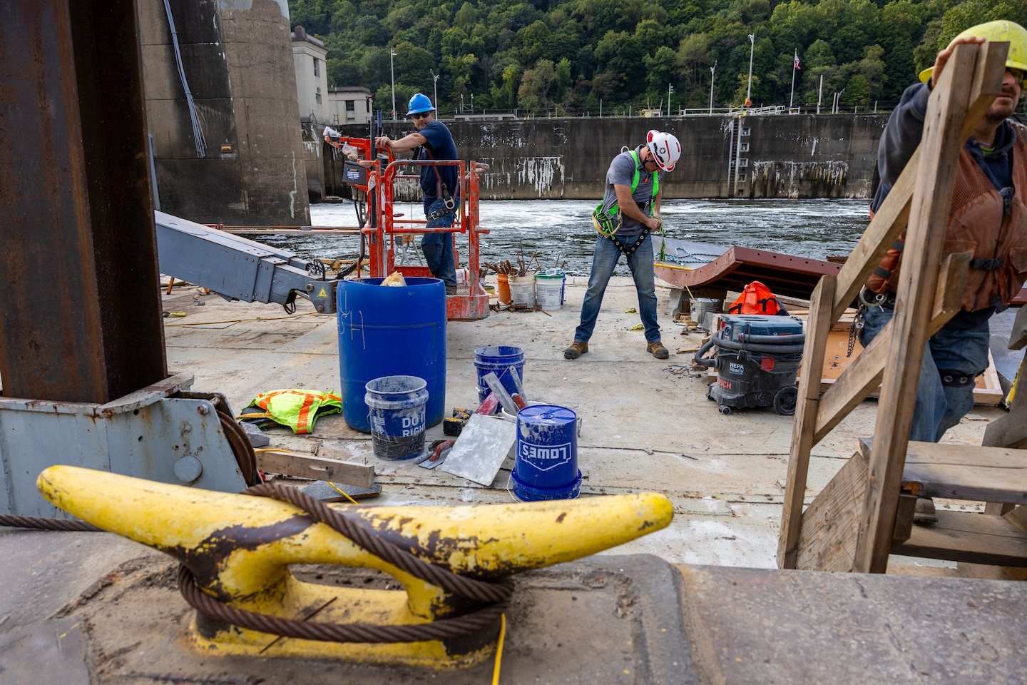 Transporting commodities on the waterways is four times less expensive than by truck and 33 percent cheaper than by rail. Between 15 million and 20 million tons of cargo travel on the upper Ohio River each year, including mainly coal, but also coke, petroleum products, raw and finished steel, and aggregates.