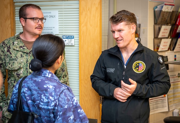 Naval Medical Center Portsmouth (NMCP) staff hosted medical personnel from ships that are part of the Japanese Training Squadron’s Overseas Training Cruise, Sept. 23. An orientation tour and briefs at various locations in the medical center were given to the Japanese medical sailors and officers from the Japanese Maritime Self-Defense Force (JMSDF) JS Kashima and JS Shimakaze. The group visited the medical center’s Healthcare Simulation and Bioskills Training Center (SIM Center), the Emergency Department, Surgical suites, and received briefs on telemedicine.