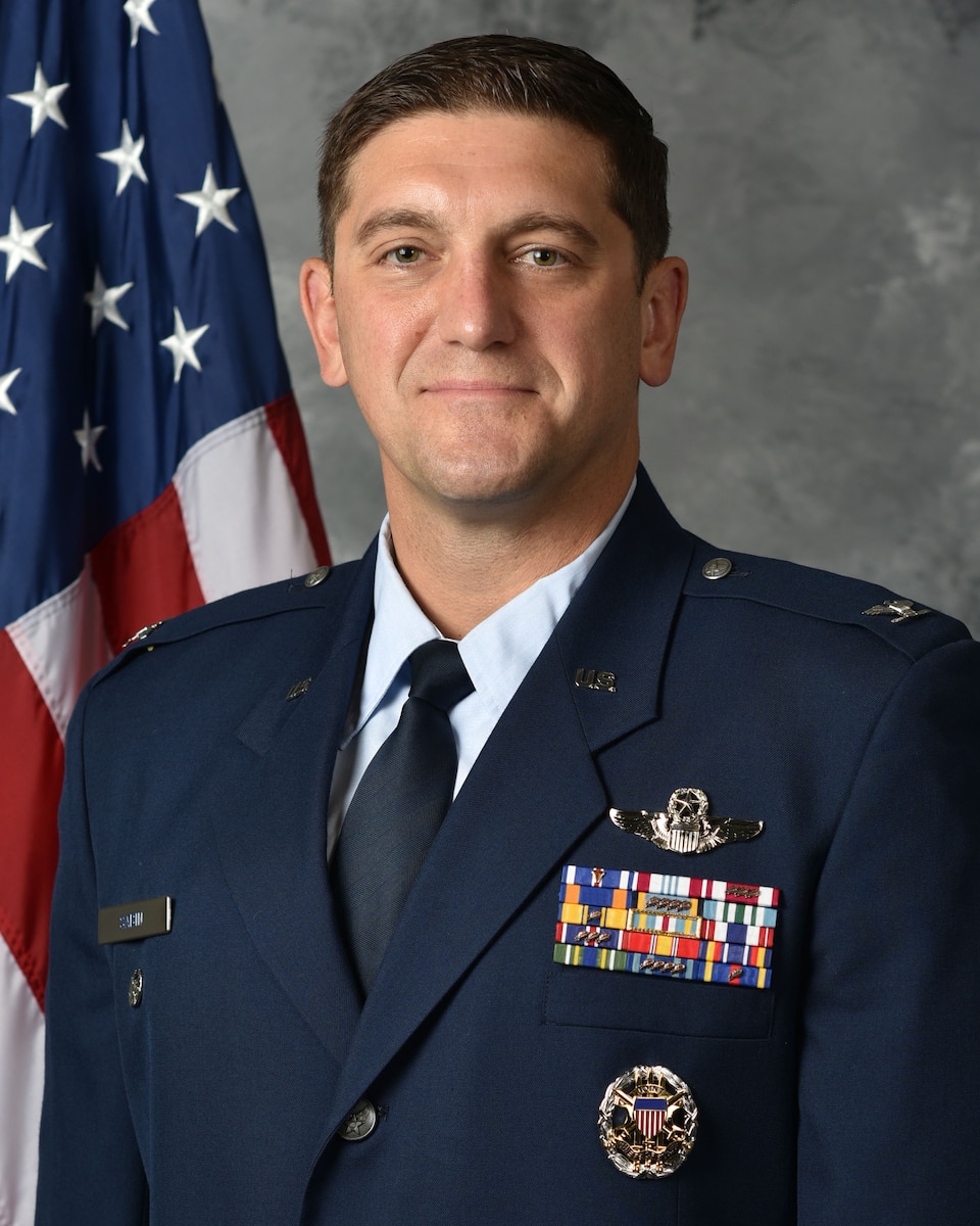 Col. Ethan Sabin's official photo
