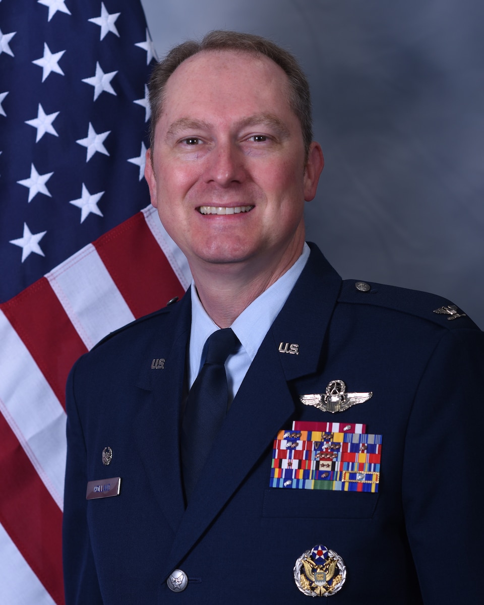 Col. Christopher Holland, Official Photo