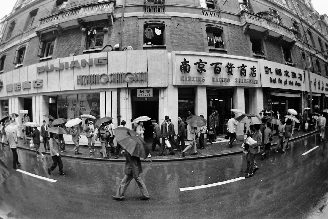 City life is shown in Shanghai.
