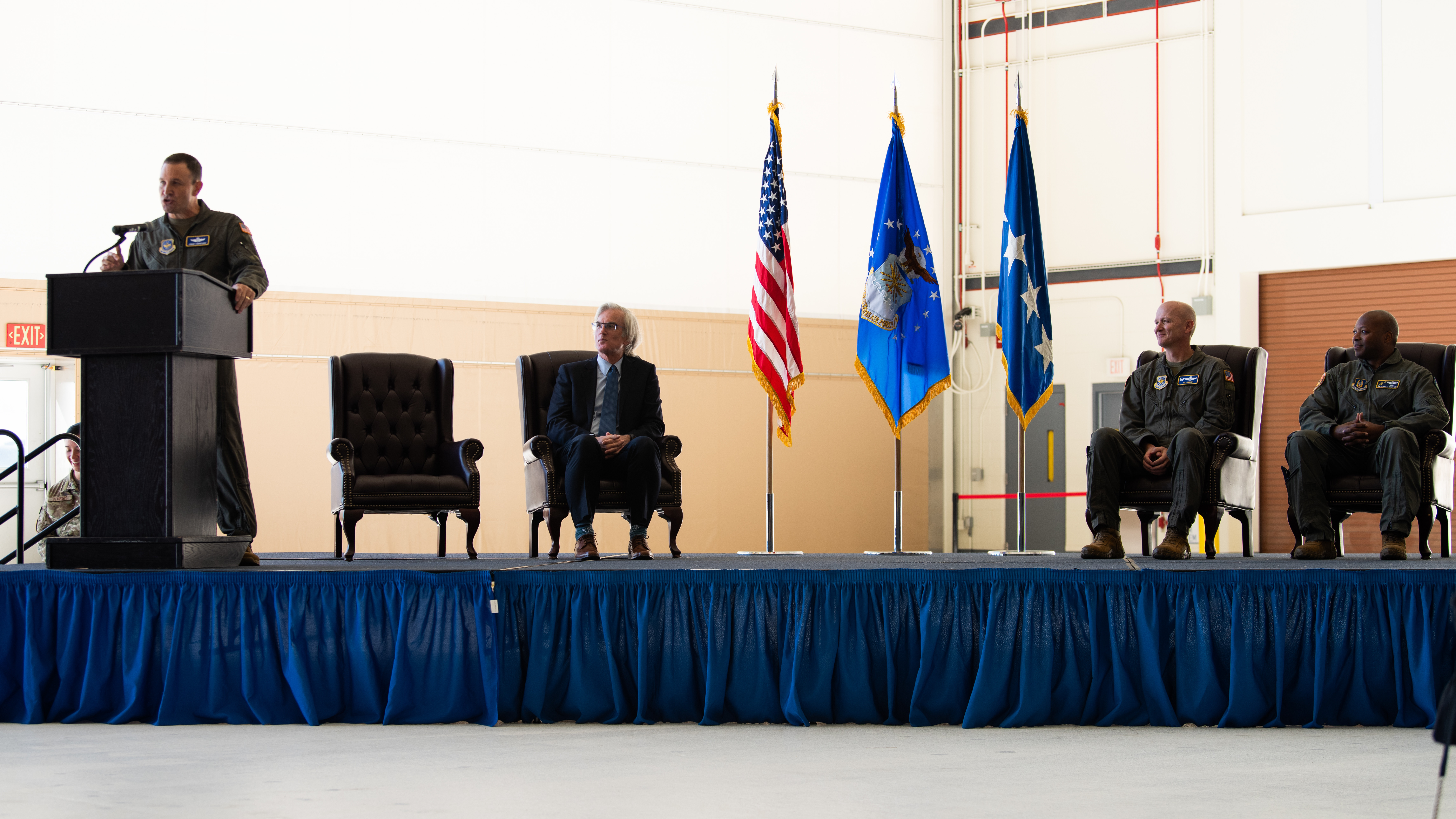 Travis AFB bids farewell to last KC-10 > Air Force > Article