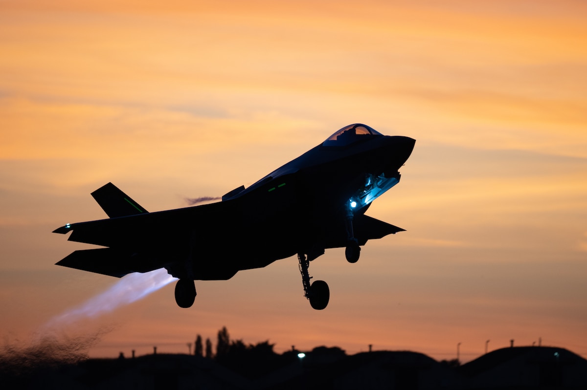 A U.S. Air Force F-35A Lightning II takes off