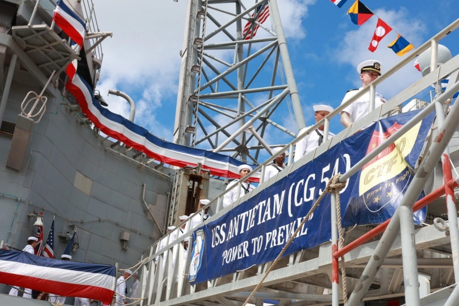 USS Antietam Decommissions, While the Crew Remains Antietam