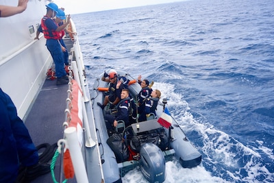 On March 22, 2025, the USCGC Frederick Hatch (WPC 1143) and the Marine Nationale, the French Navy, frigate FS Prairial (F731) crews conduct a passing exercise in Majuro Atoll’s lagoon.