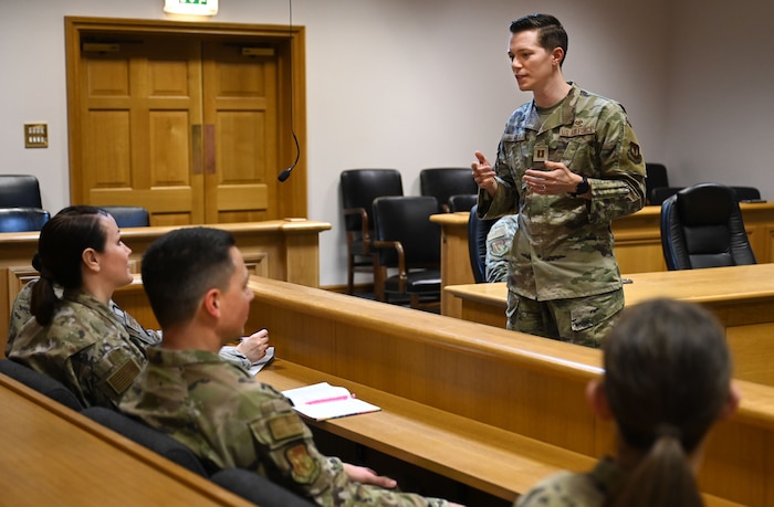 airmen giving closing statements