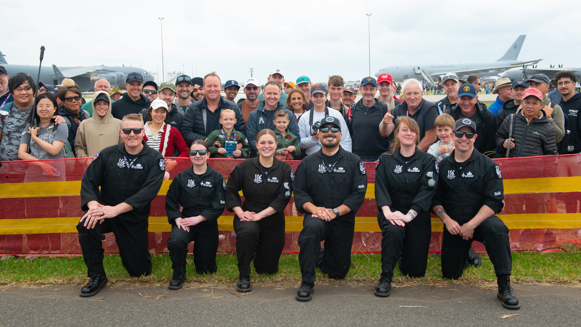 Airmen and Australians take group photo together