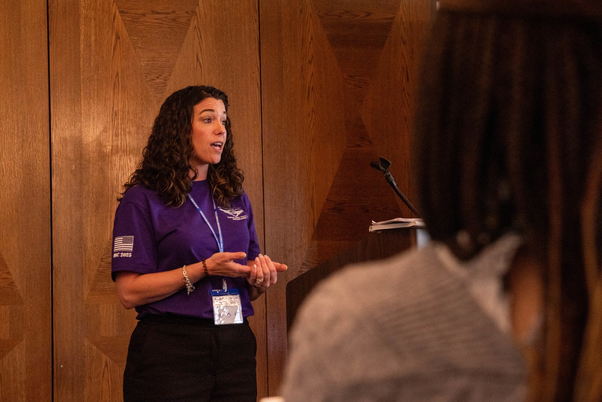 Specialist speaks during workshop.