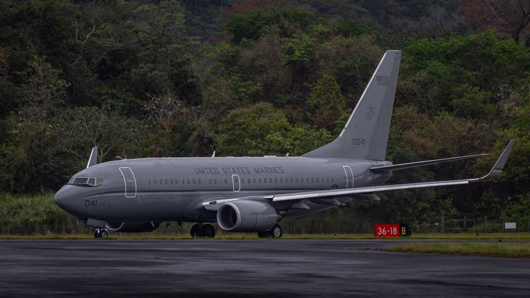 A U.S. Marine Corps C-40A aircraft with Marine Transport Squadron (VMR) 1, 4th Marine Aircraft Wing, transports the Marine Forces Reserve Band to Panama, April 5, 2025. 4th MAW transports personnel in support of an expanded security and community relationship efforts between the U.S. and Panama. (U.S. Marine Corps photo by Lance Cpl. Van Hoang)