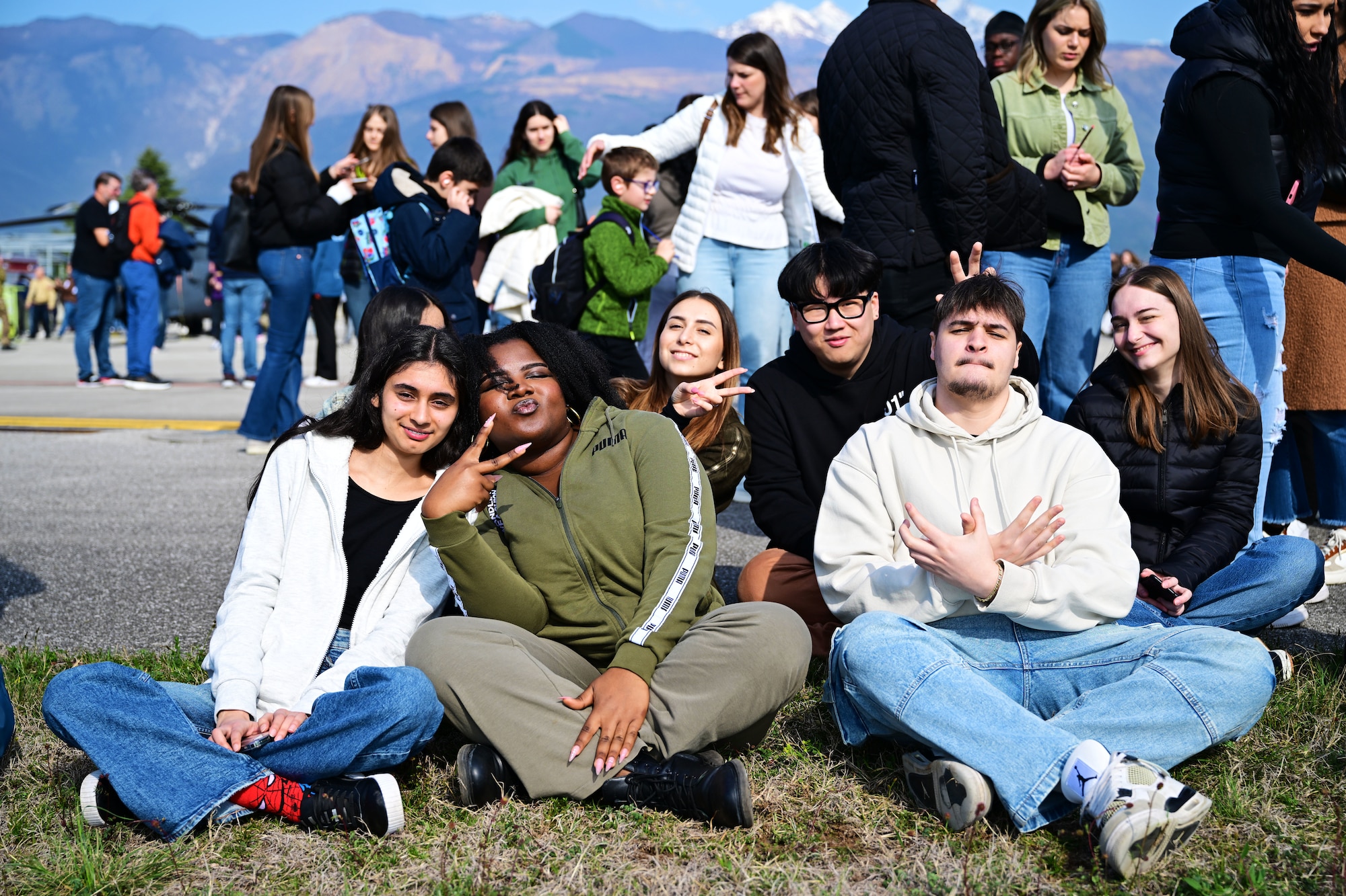 Students pose for a photo during the Frecce Tricolori demonstration.