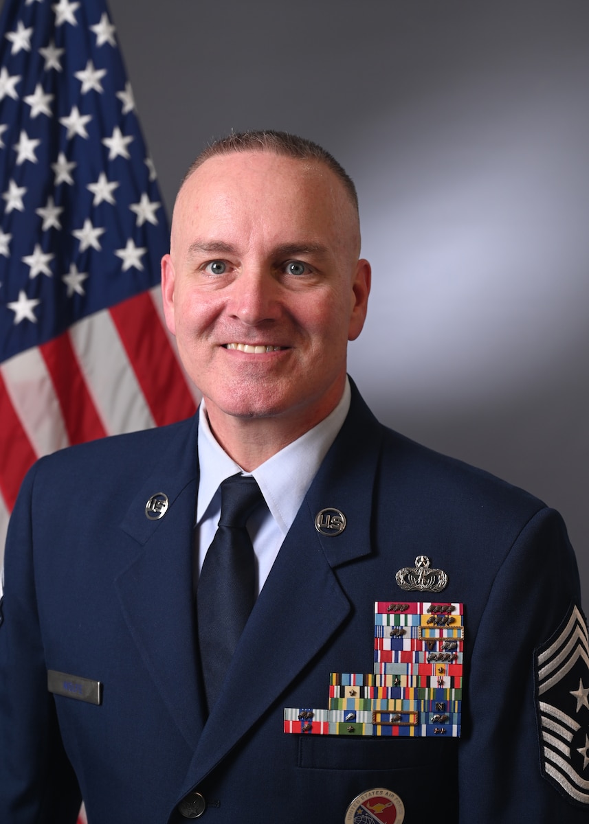 An official photo of Air Combat Command's Command Chief Dave Wolfe.