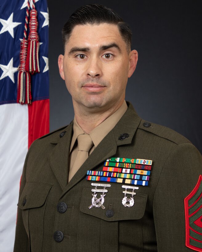 1STSGT COMMAND PHOTO