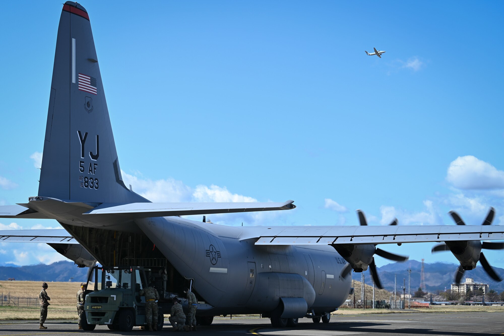 Aircraft on flightline