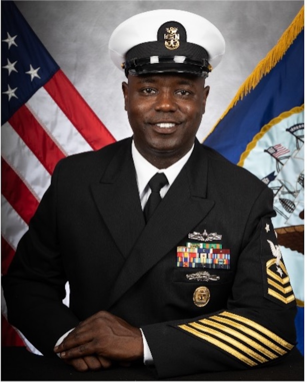 CMDCM CARLOS T. SLADE