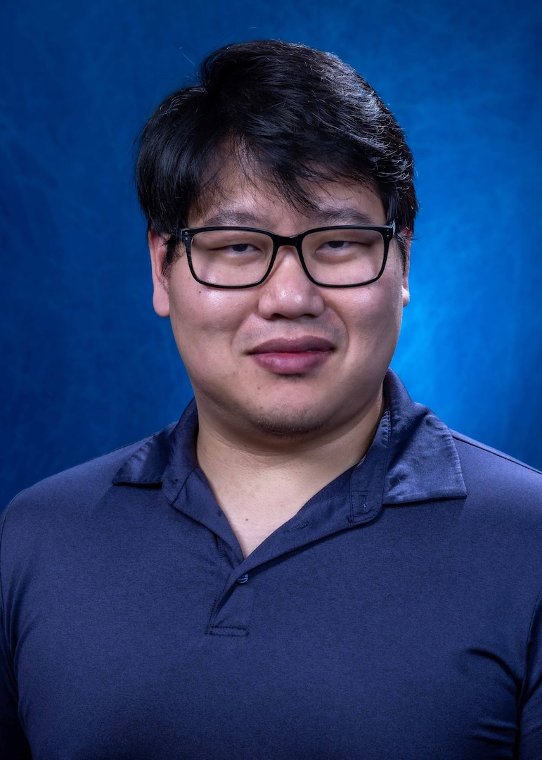 Seungjin Lee, Naval Surface Warfare Center Panama City Division SEAL Delivery Vehicle project deputy systems engineer was awarded the Navy Civilian Service Commendation Medal for his outstanding work in the development of a critical piece of equipment for U.S. military special operations forces