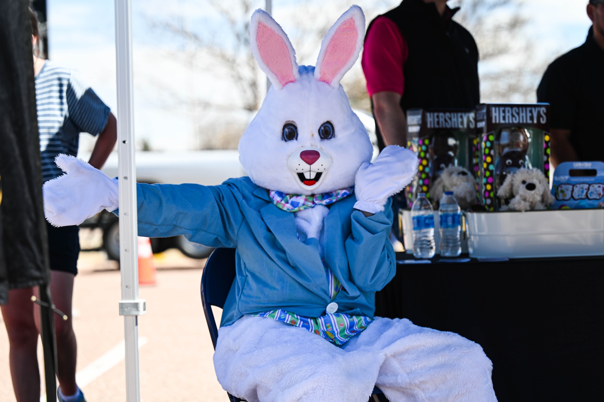 Spring fling participants celebrate spring