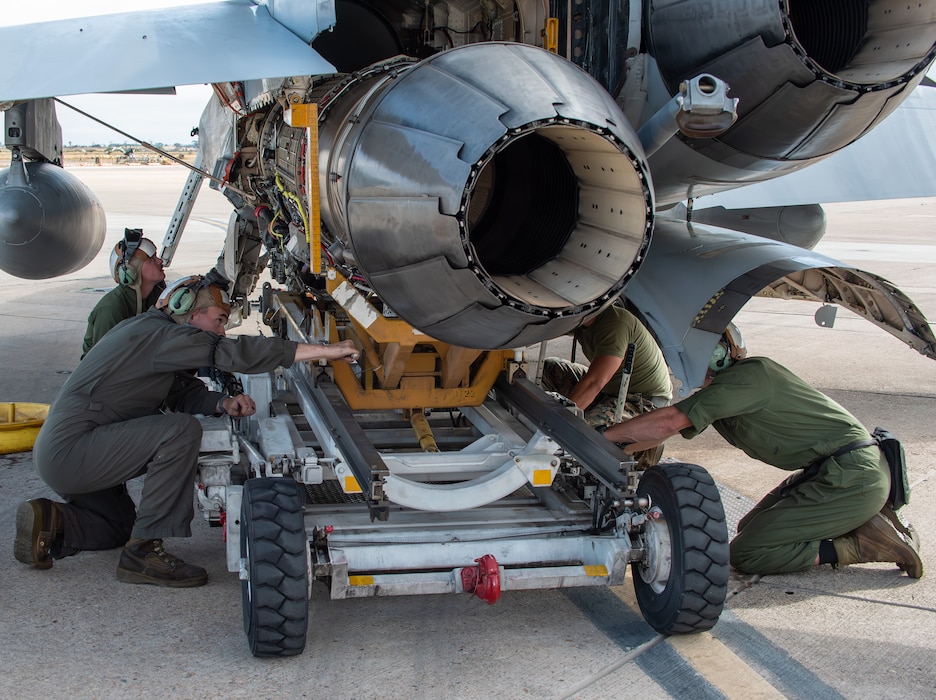 U.S. Marines with Marine Fighter Attack Squadron 112 (VMFA), Marine Aircraft Group 41, 4th Marine Aircraft Wing, Marine Forces Reserve, conduct maintenance on an F/A-18A Super Hornet at Naval Air Station Joint Reserve Base Fort Worth, TX, June 7, 2024. VMFA-112 is part of the air combat element for Integrated Training Exercise 4-24. ITX provides the Marine Corps Reserve opportunities to conduct force deployment planning, mobilization rehearsals, and increase combat readiness for all elements of the Marine Air-Ground Task Force. (U.S. Marine Corps photo by Staff Sgt. Eric Kilpatrick)