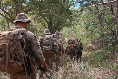 Philippine Army Soldiers with the First Squat Regiment and U.S. Army Soldiers assigned to 1st Battalion, 21st Infantry Regiment, 2nd Light Brigade Combat Team, 25th Infantry Division, conducted a jungle tracking course during Salaknib 2025, Fort Magsaysay, Philippines, April 9, 2025.