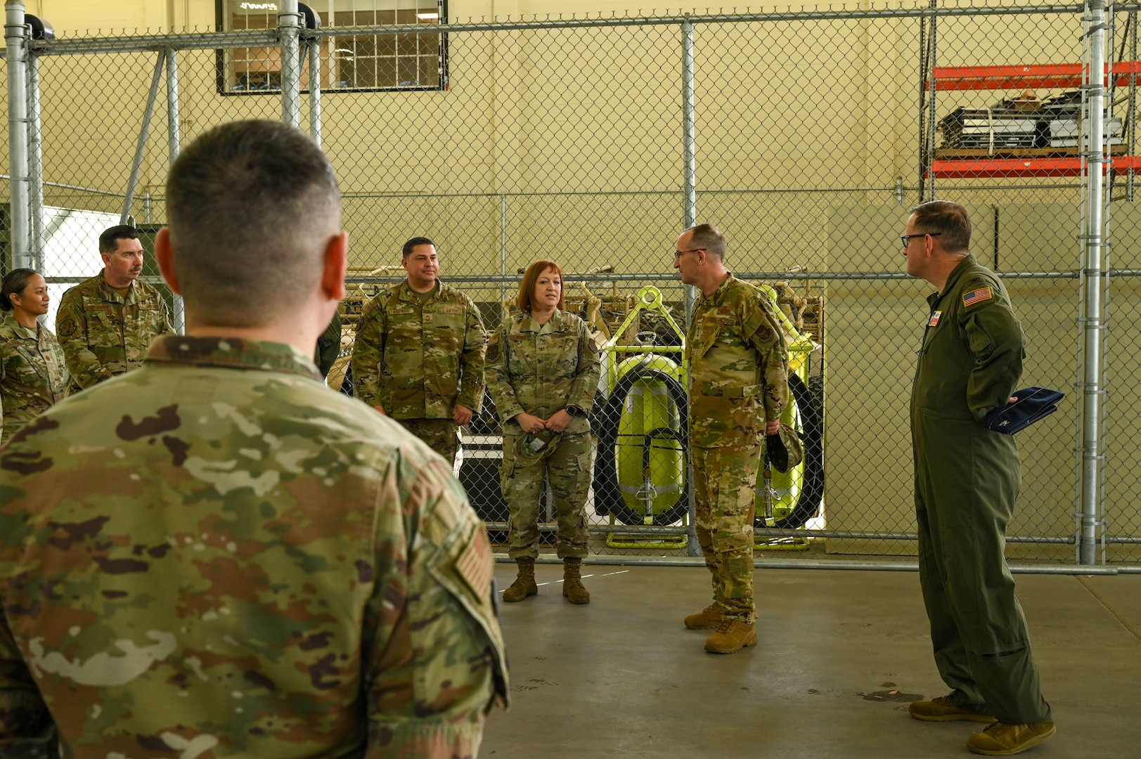 Lt Gen John Healy meets with Airmen