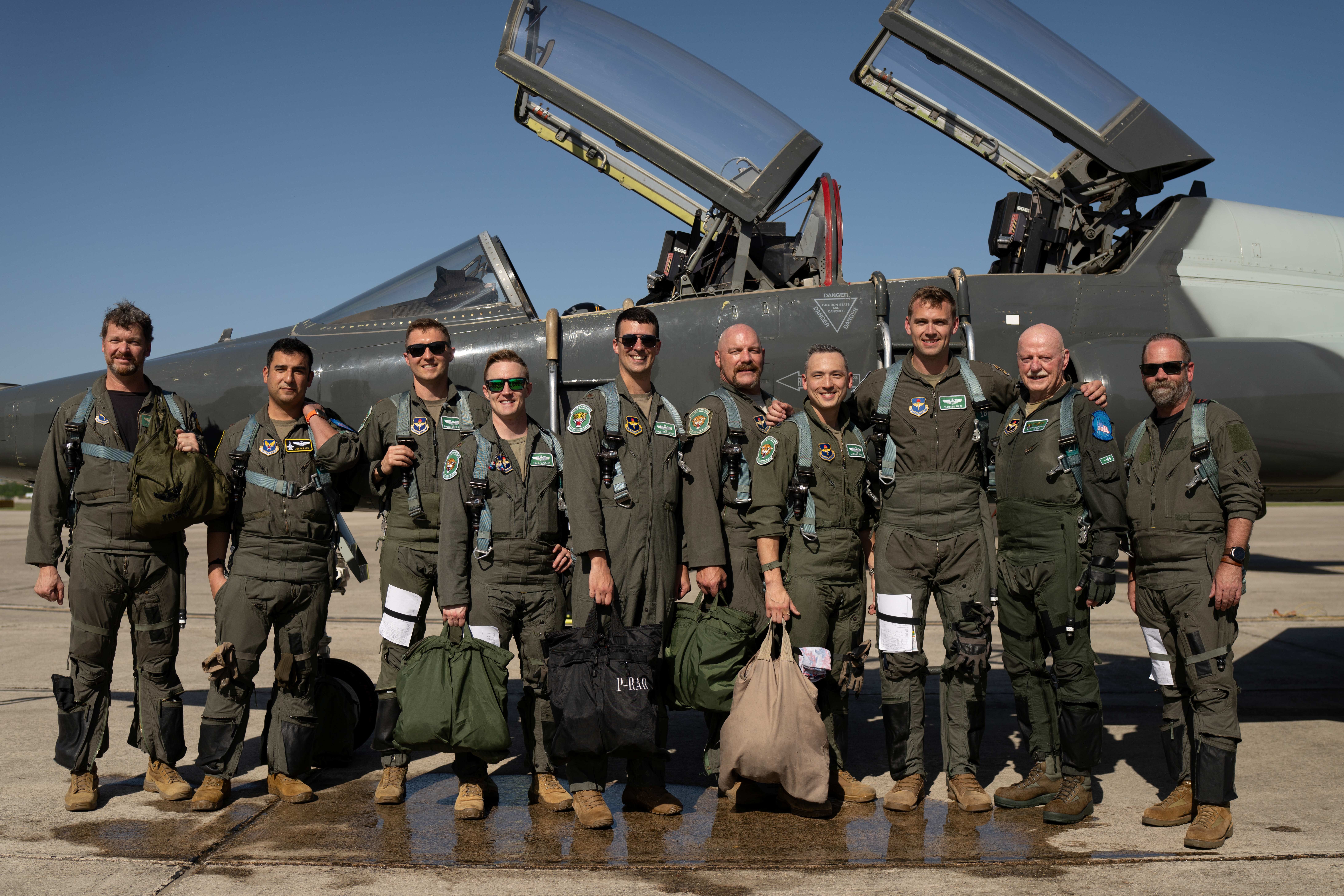 560th FTS honors Navy POW during 52nd Annual Freedom Flyer Reunion