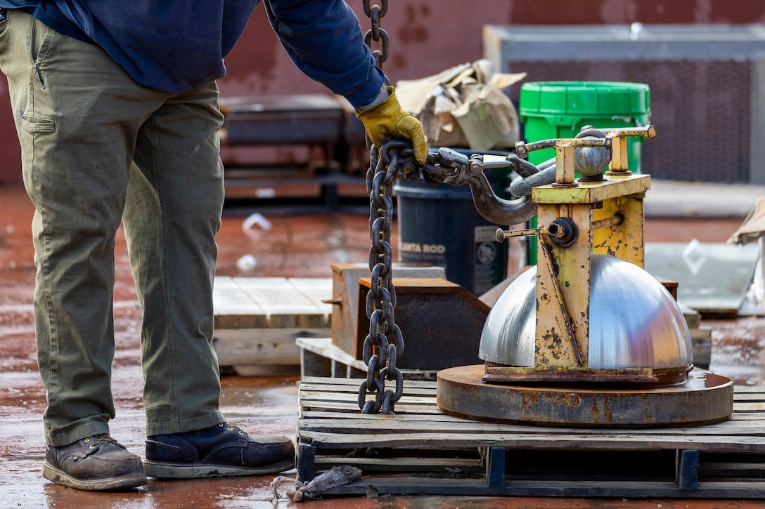 The U.S. Army Corps of Engineers Pittsburgh District operates the New Cumberland Locks and Dam year-round to benefit inland navigation. Each year, over 180 million tons of bulk commodities travel the Ohio River through its system of navigation locks.