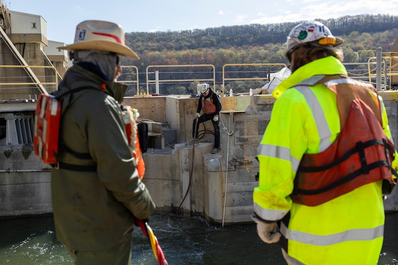 The U.S. Army Corps of Engineers Pittsburgh District operates the New Cumberland Locks and Dam year-round to benefit inland navigation. Each year, over 180 million tons of bulk commodities travel the Ohio River through its system of navigation locks.