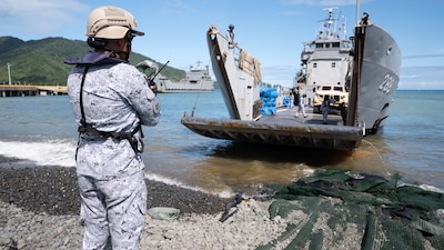 Philippine heavy landing craft BRP Waray