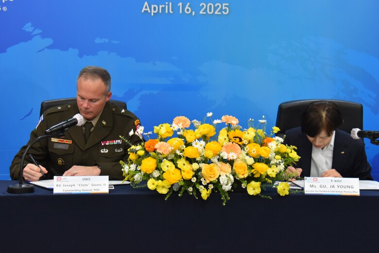 Brig. Gen. Joseph “Clete” Goetz II, commander, U.S. Army Corps of Engineers – Pacific Ocean Division, and Ms. Gu, Ja Young, Executive Vice President and Chief Strategic Planning Officer, K-water, sign a Memorandum of Understanding (MOU) between the two agencies in Daejeon, South Korea, on April 16, 2025.