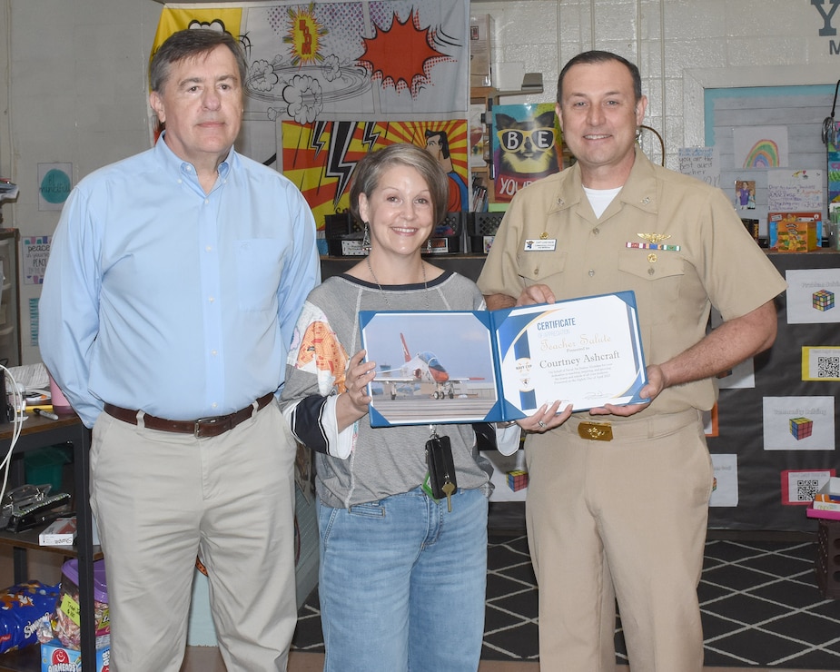 Courtney Ashcraft Receives Teacher Salute Award