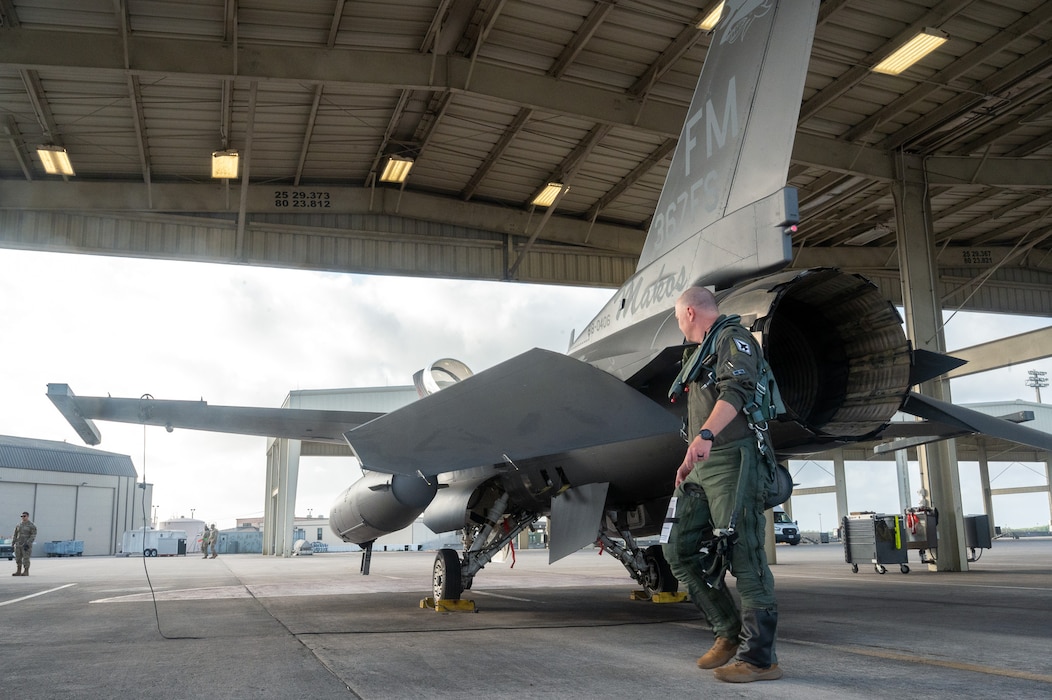 Lt. Col. Dysart Cleeton, 367th Fighter Squadron commander, prepares to fly the first F-16 Fighting Falcon bearing the “367FS” tail flash at Homestead Air Reserve Base, Fla., April 4, 2025. Cleeton piloted the inaugural flight, marking a milestone for the squadron’s presence at Homestead. (U.S. Air Force photo by Senior Airman Christopher Bermudez)