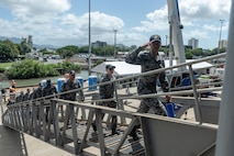 CAIRNS, Australia (April 16, 2025) – Royal Australian Navy Indigenous Development Program cadets board the U.S. 7th Fleet Flagship USS Blue Ridge (LCC 19) for a tour during a scheduled port visit in Cairns, Australia, April 16, 2025. The Blue Ridge and embarked U.S. 7th Fleet staff conduct regular Indo-Pacific patrols to deter aggression, strengthen alliances and partnerships, and advance future warfighting capabilities. (U.S. Navy photo by Mass Communication Specialist Seaman Damian Cook)